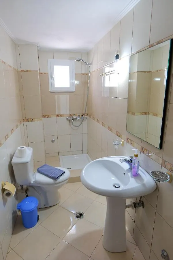 Ideal House & Apartments Ksamil