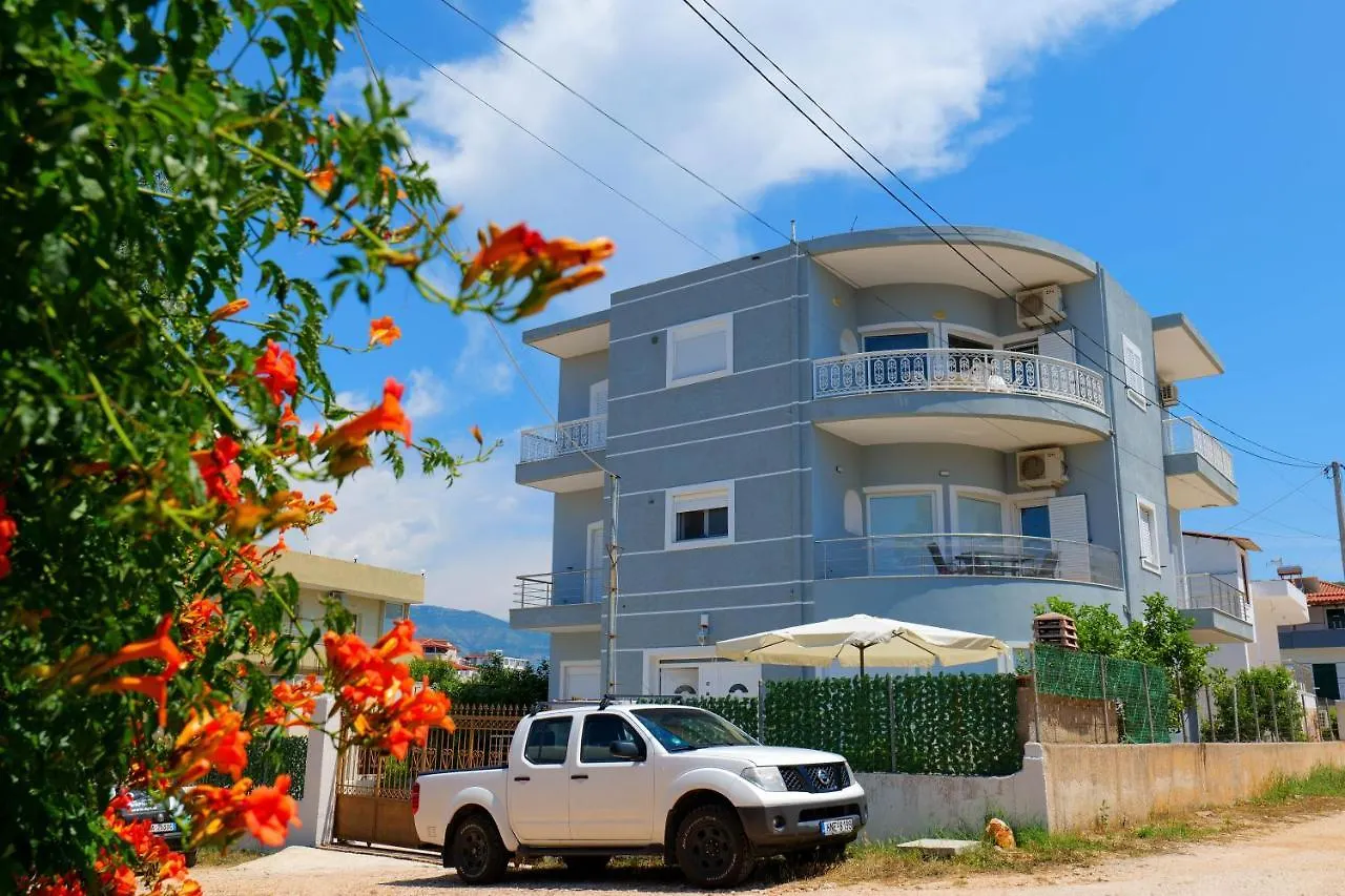 Ideal House & Apartments Ksamil 0*,  Albania